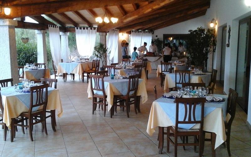 Hotel Lu Baroni 布多尼 外观 照片